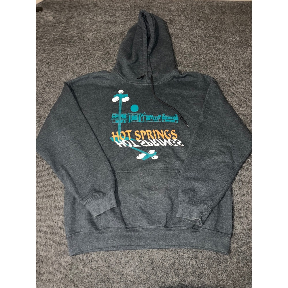 Gildan Heavy Blend Hot Springs Arkansas Graphic Hoodie Gray Size L